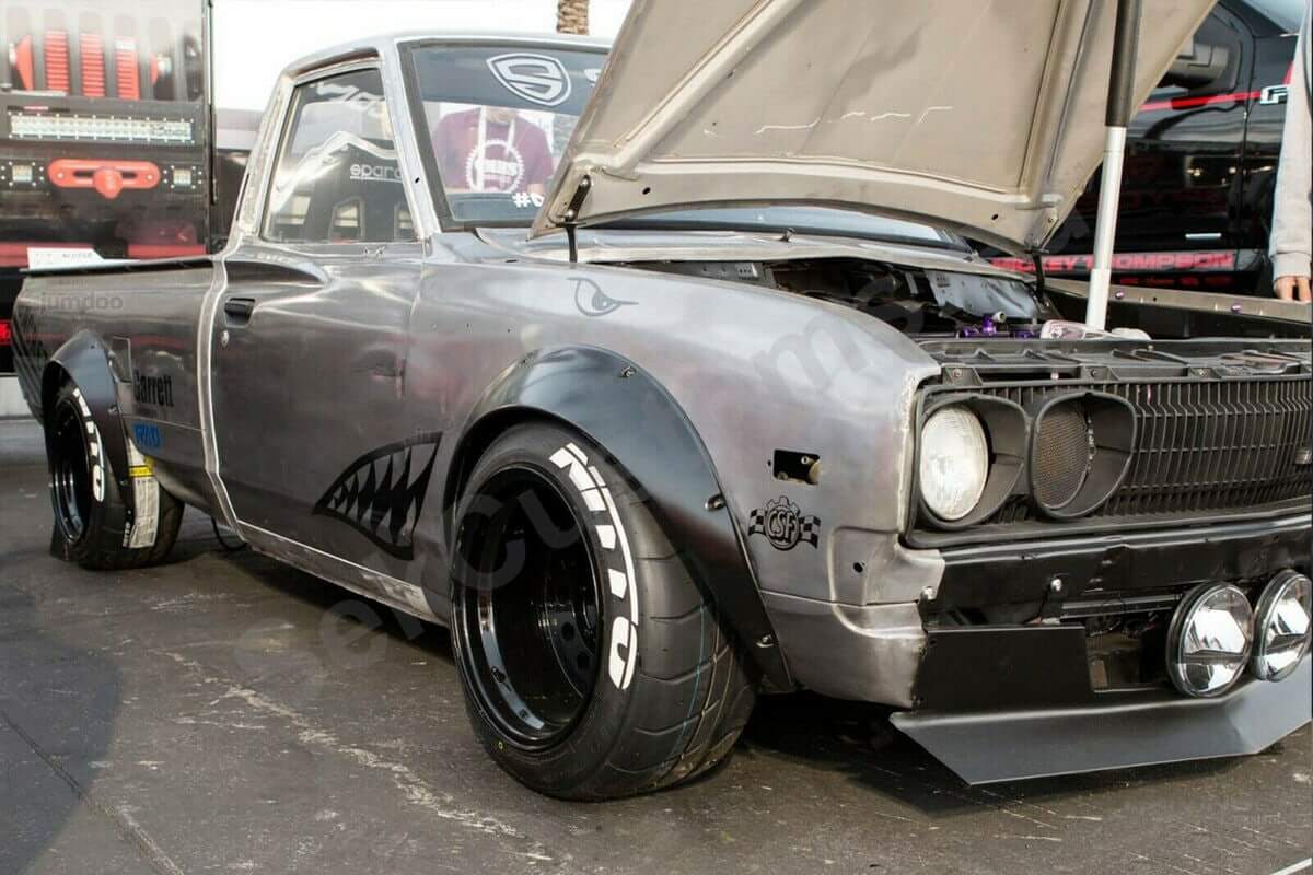 Datsun 620 Fender Flares